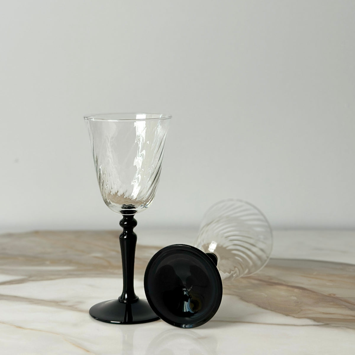 Cristal D'Arques Onyx Wine Glasses - Set of 6