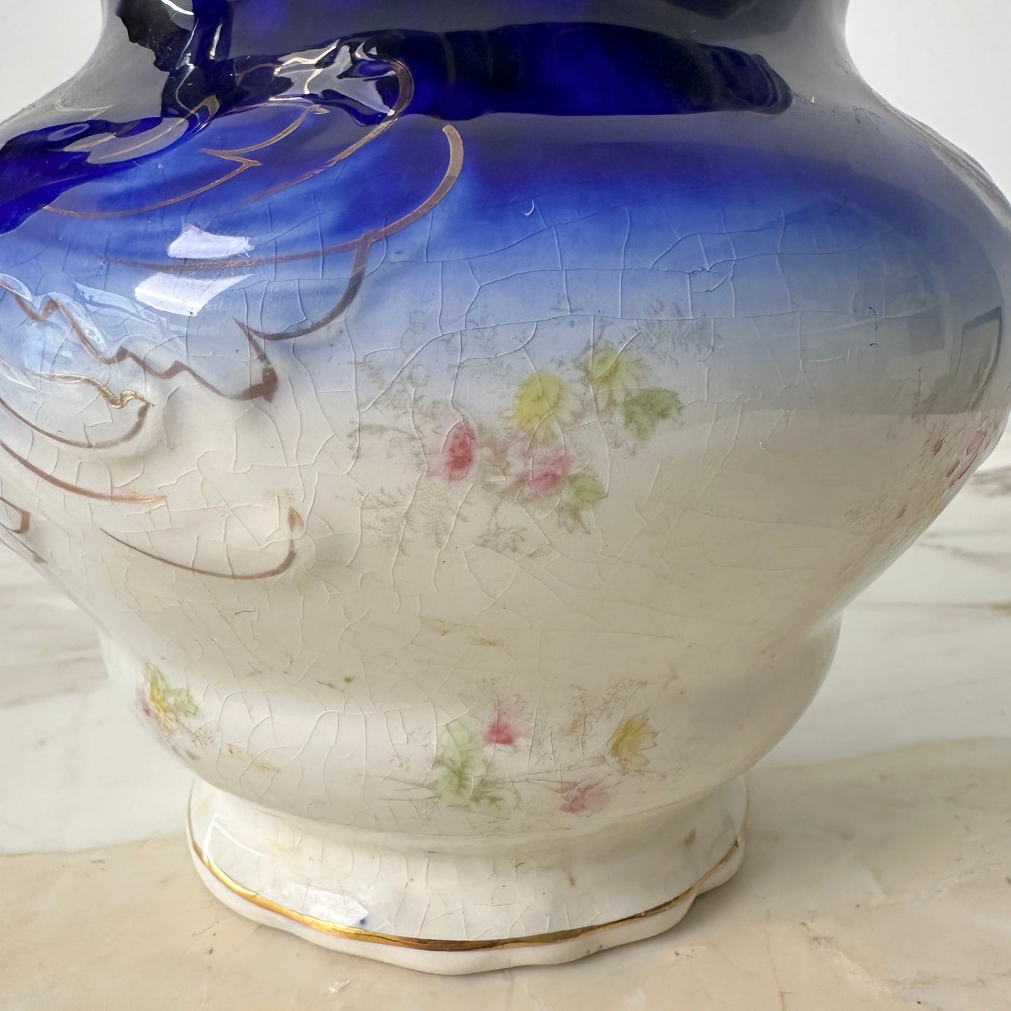 La Belle Flow Blue Pitcher
